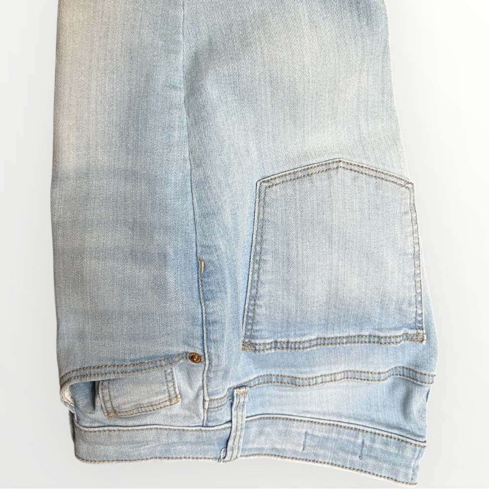 Universal Thread Light Gray Skinny Jeans - Picture 5 of 6
